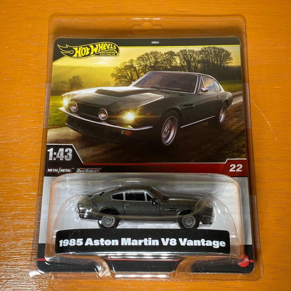 Hot Wheels Premium 1:43 Scale | 1985 Aston Martin V8 Vantage